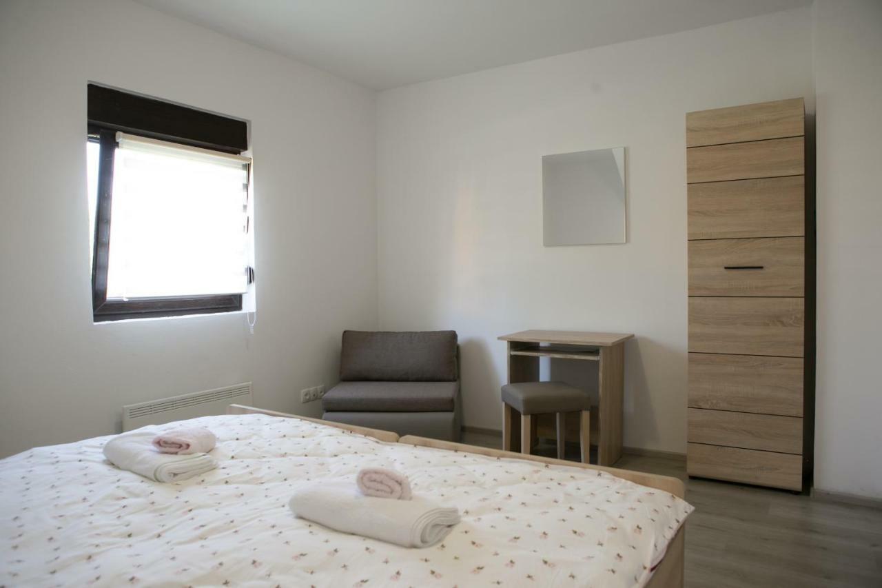 Apartman Lori Otočac Екстериор снимка